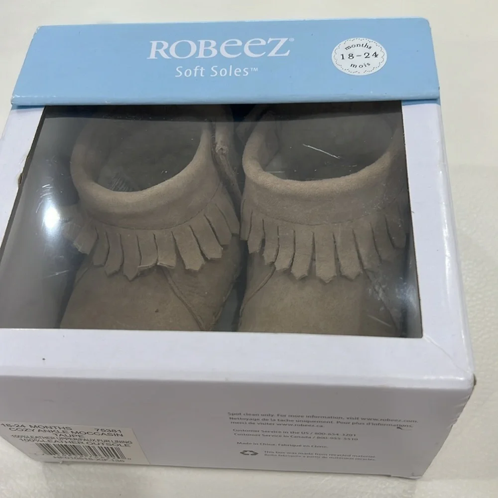 Robeez Moccasins Soft Soles Size 18-24 months Taupe